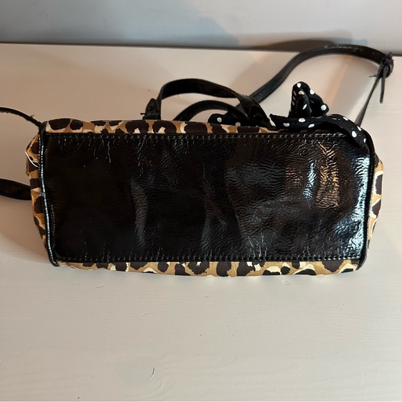 JUICY COUTURE - Leopard Print Barrel Shoulder Bag, Purse, Crossbody, Bow Detail - Picture 10 of 10
